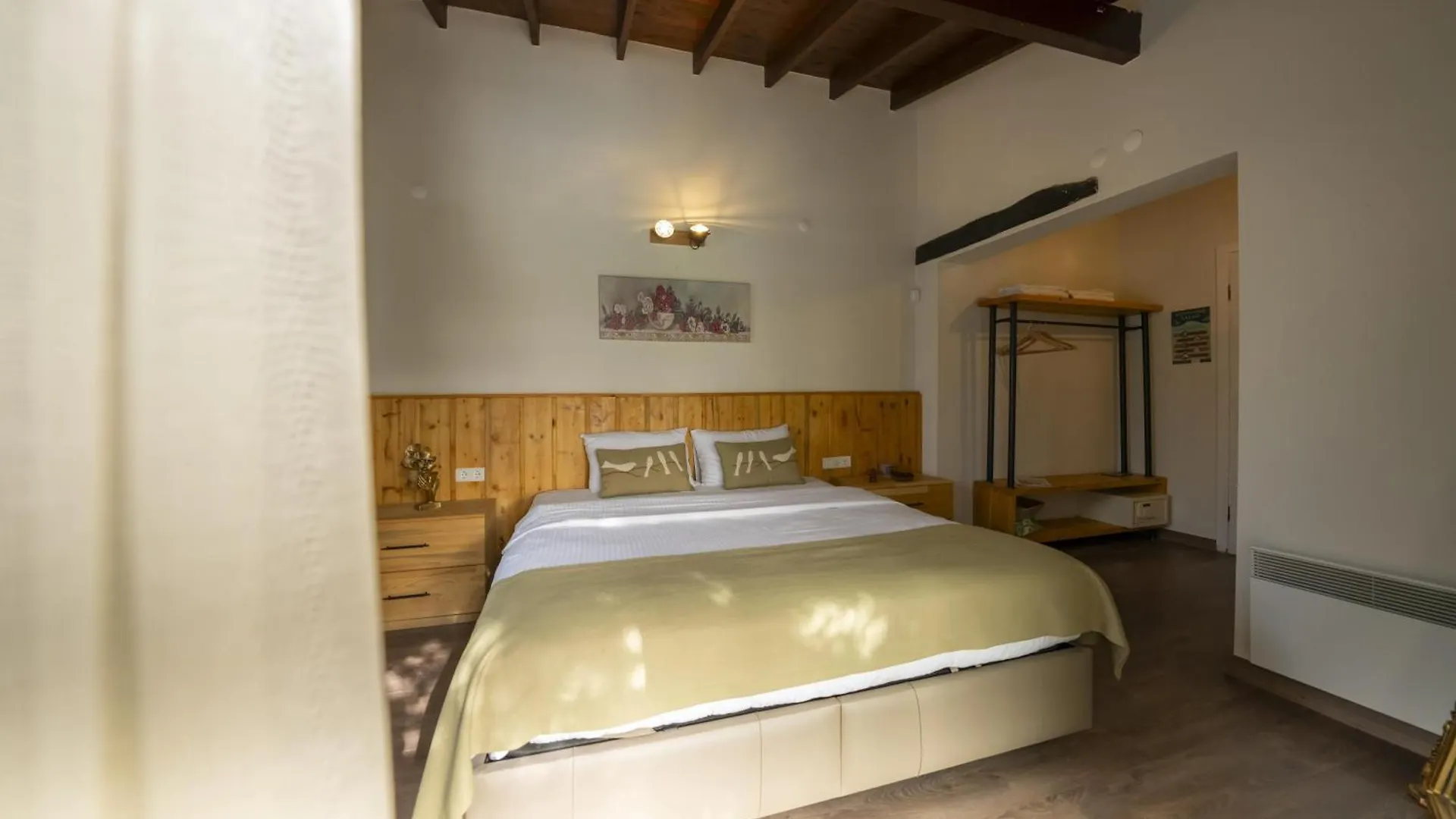 Bir Dem Urla Otel