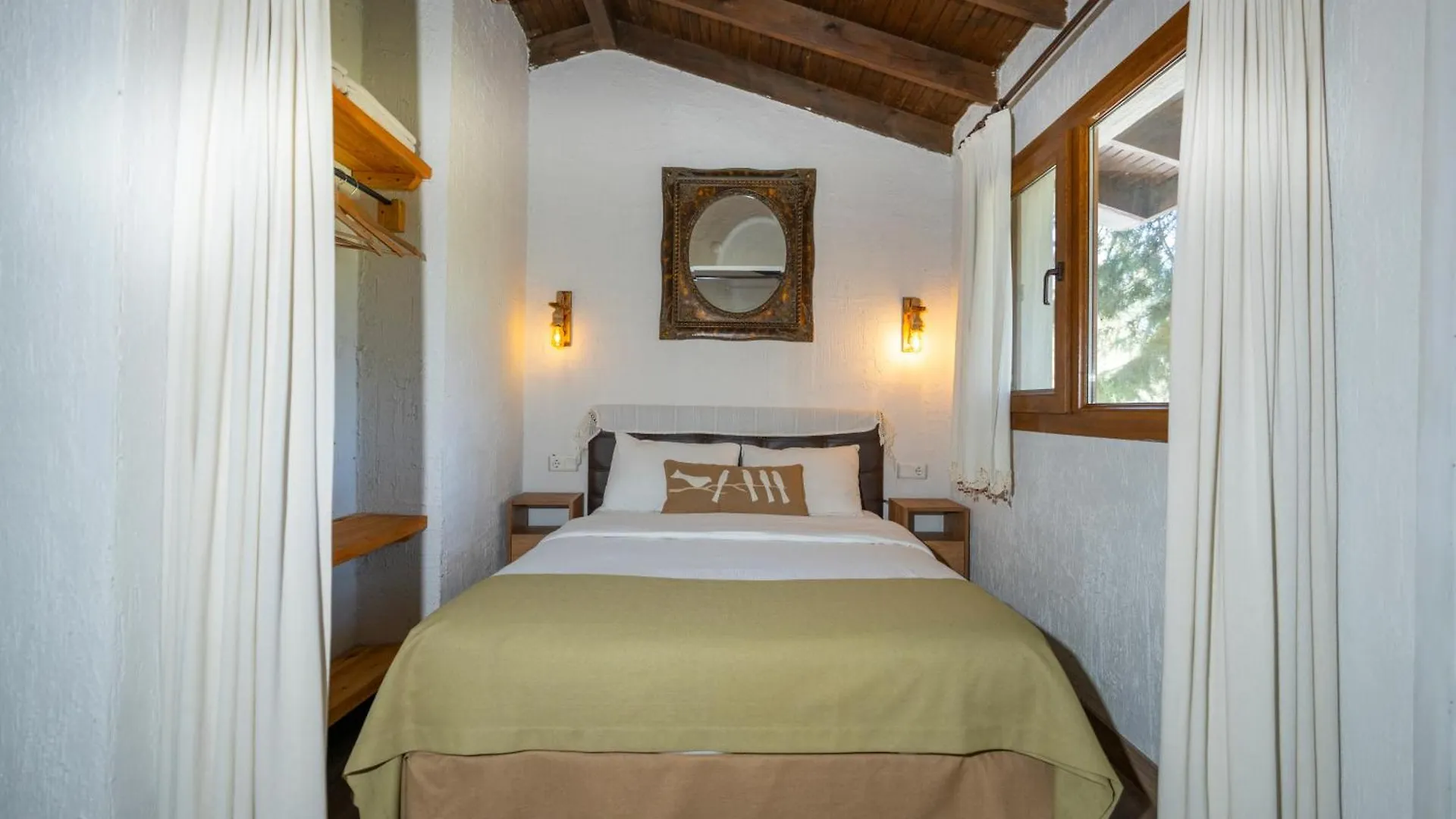 Bir Dem Urla Otel Türkiye